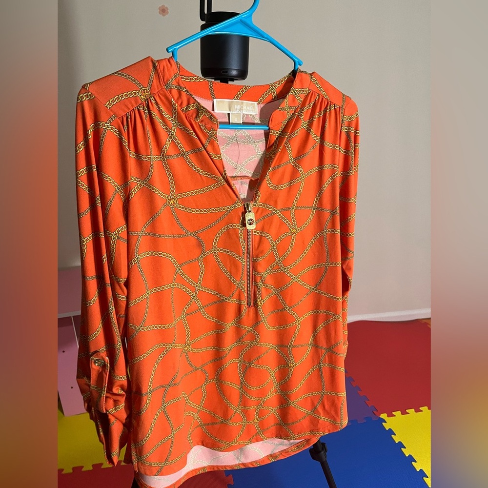 Michael kors orange top
